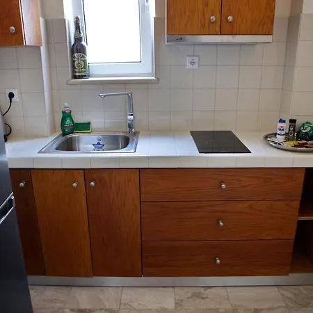 Cliff House #2 شقة Khánia