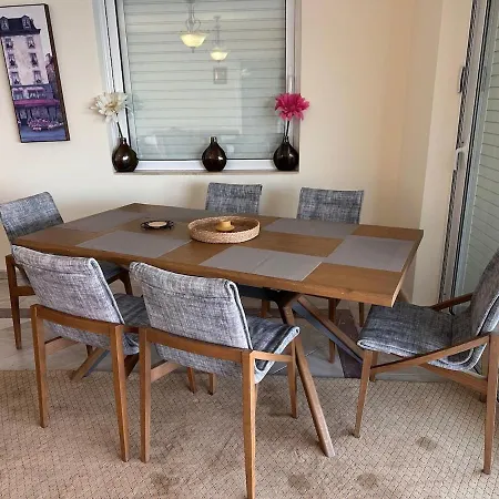 شقة Cliff House #2 Khánia