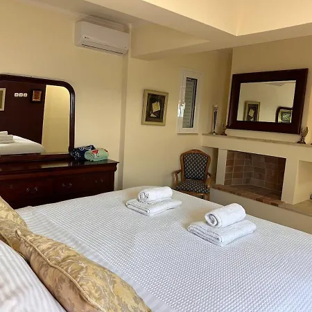 Cliff House #2 شقة