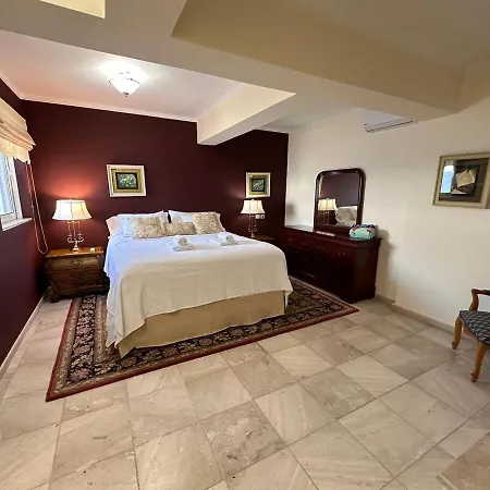 Apartment Cliff House #2