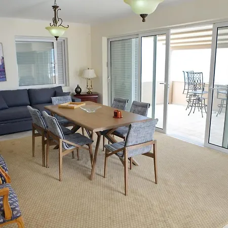 شقة Cliff House #2 *