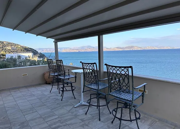 Cliff House #2 Apartman